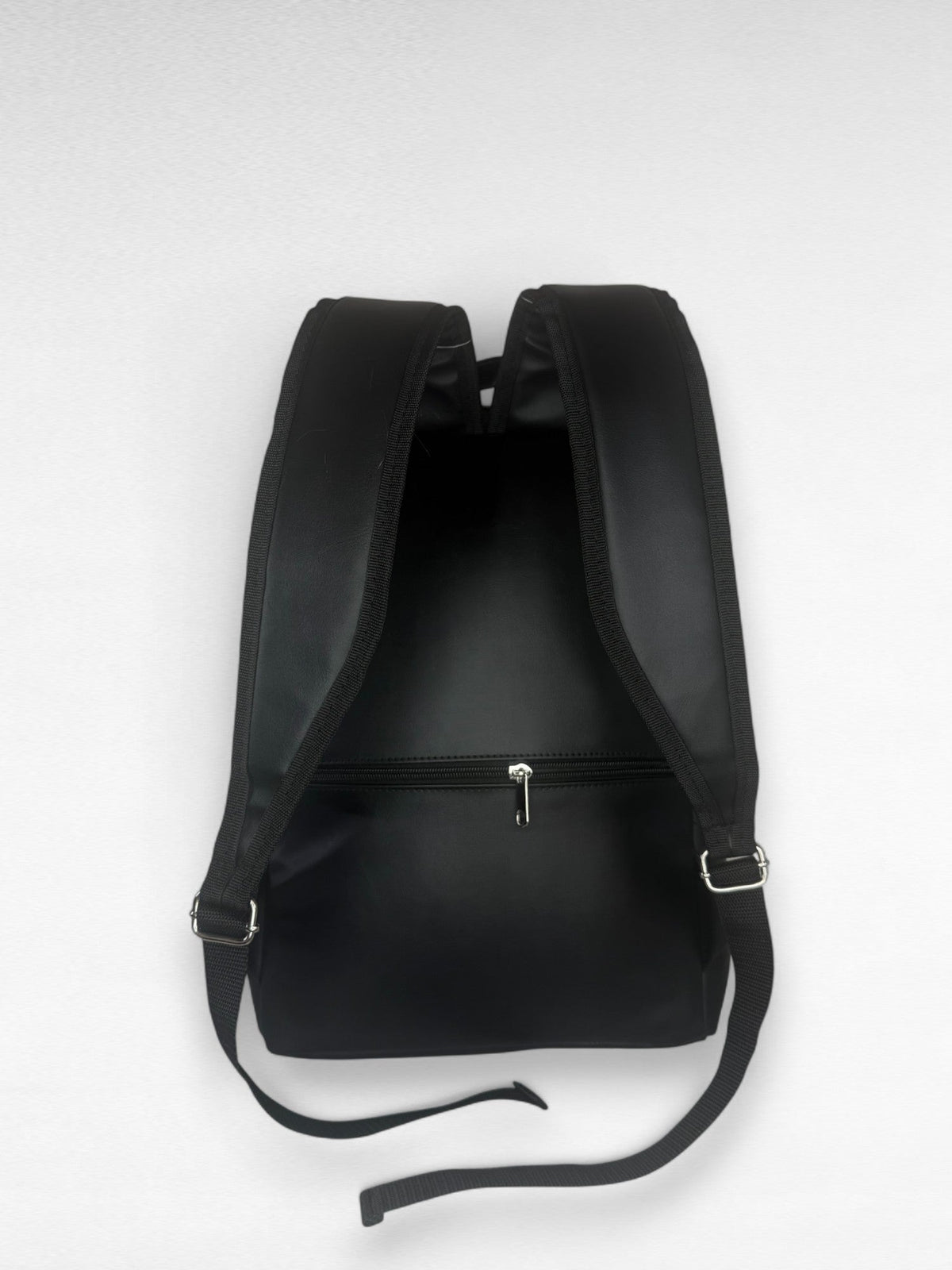 RUNWAY BLACK